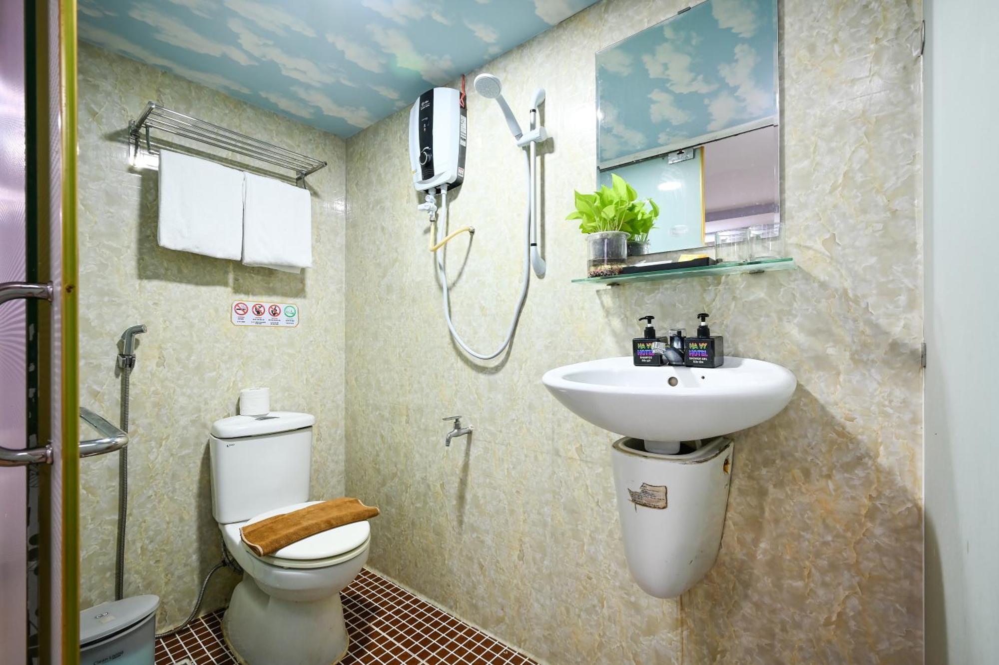 Ha Vy Hotel 3*